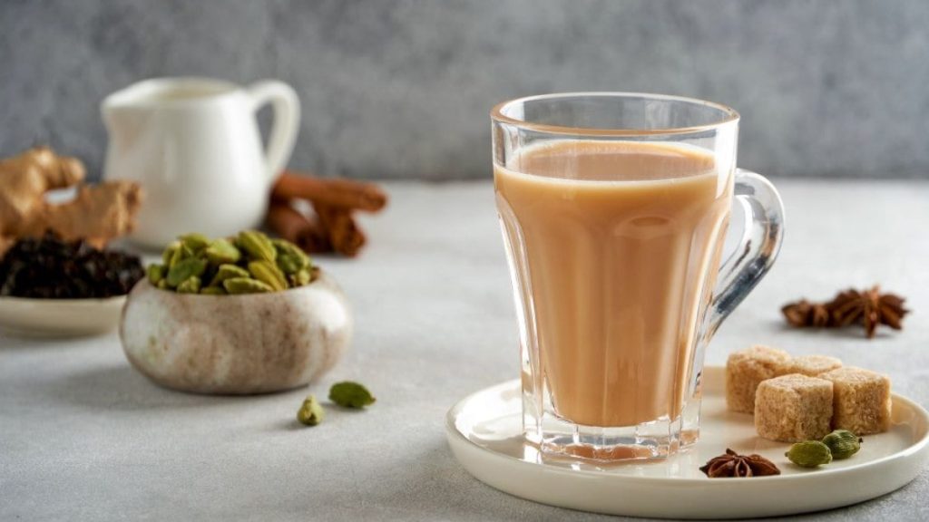 طرز تهیه چای کرک با پودر آماده